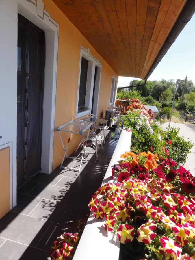 Apartment Elena Gedersdorf Екстер'єр фото